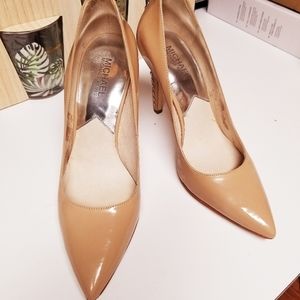 Michael Kors beige studded pumps 3 inch heel size 9